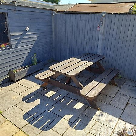 Beach & Tonic Beachside Chalet Humberston Exterior foto
